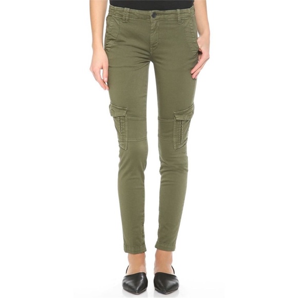 Vince Pants - Vince army green high waisted cargo pants 27
